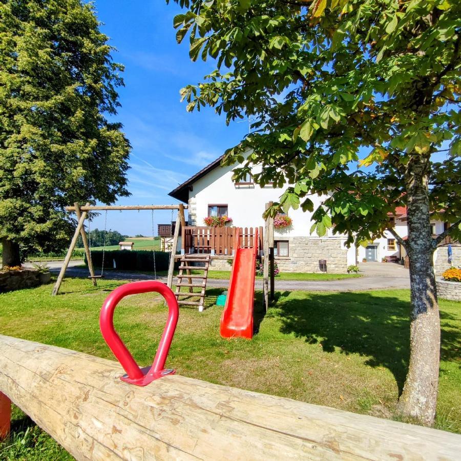Fruehstuecks-Pension Lichtenauer Hof Thyrnau Eksteriør billede